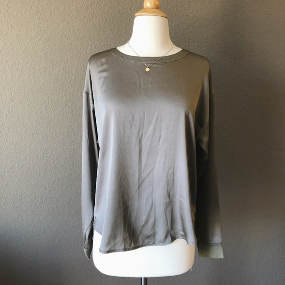 LOFT • Button Back Blouse in Olive Green - Picture 1 of 8